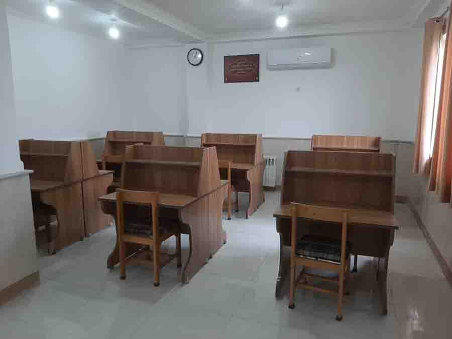 سالن مطالعه برادران