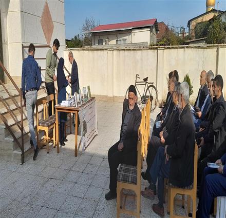 آماده سازی صحنه آیین نقد کتاب دی ماه 1401