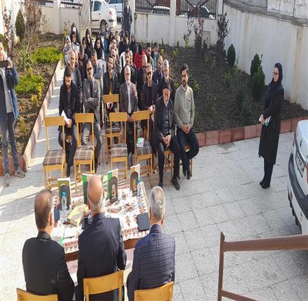 آیین نقد کتاب-اول دی 1401 با حضور اهالی فرهنگی و ادبی روستای بیشه سر و ...